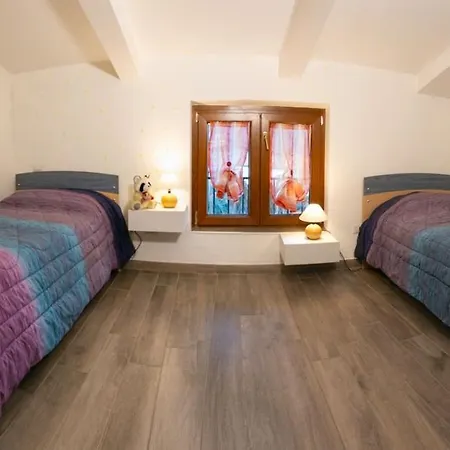 Casa Del Sole - Free Private Parking Besano